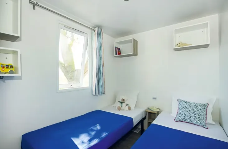 EuroCamp   Mobilheim Comfort   2 Schlafzimmer   Max. 6 Personen   Kinderzimmer