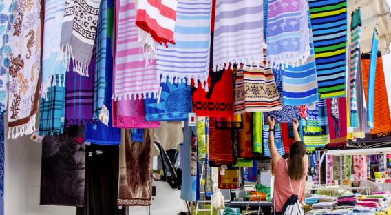 Donnerstagsmarkt Rosolina Mare – Piazzale Europa